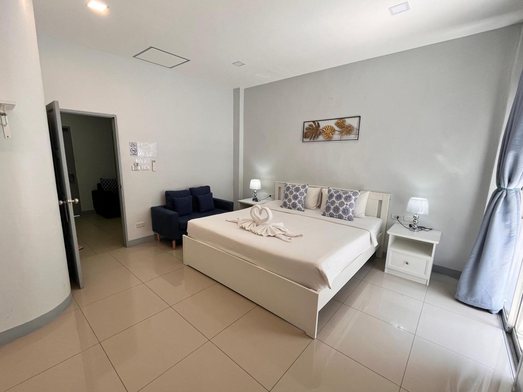 Cinderella Residence Patong Extérieur photo